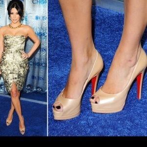 34.5 size Nude Peep Toes